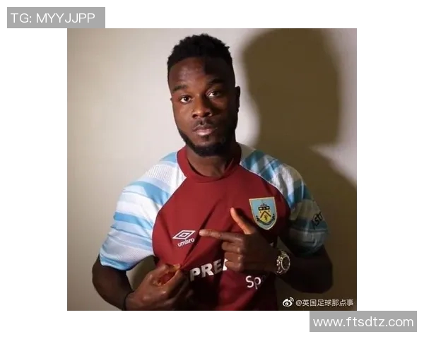 足球明星时尚毛衣搭配大赏领略球场外的独特魅力与风格