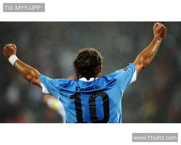 足球明星高清图像集锦展现球场魅力与风采的完美瞬间